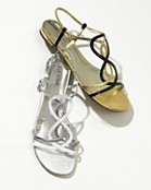 GUESS by Marciano