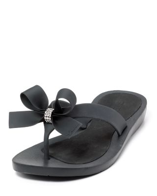 guess black bow flip flops