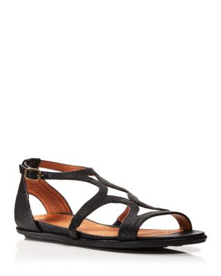 bloomingdales flat sandals