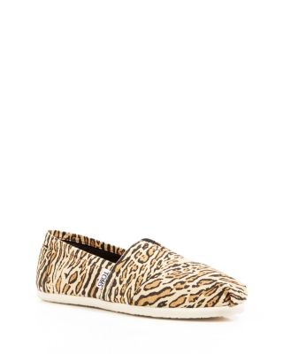 leopard toms flats