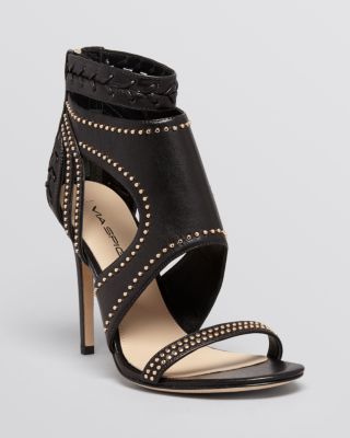 bloomingdales ladies sandals