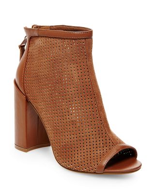 bloomingdales steve madden boots