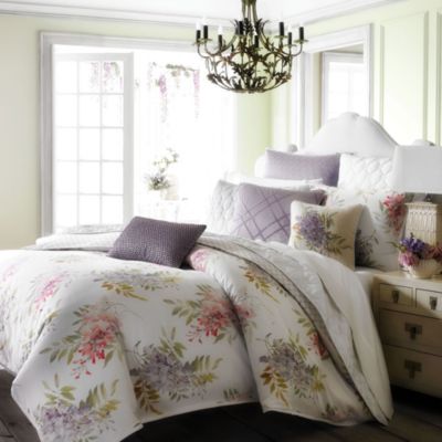 1872 Wisteria Collection