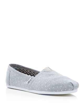 TOMS Women's Seasonal Classic Chambray Flats