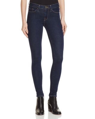 FRAME Skinny De Jeanne Jeans in Grove Street