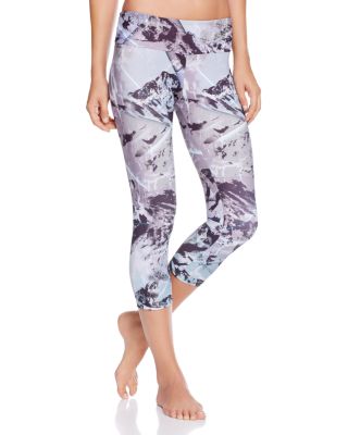 ONZIE Glacier Print Capri Leggings