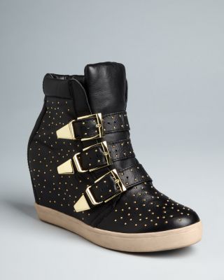 bloomingdales steve madden boots