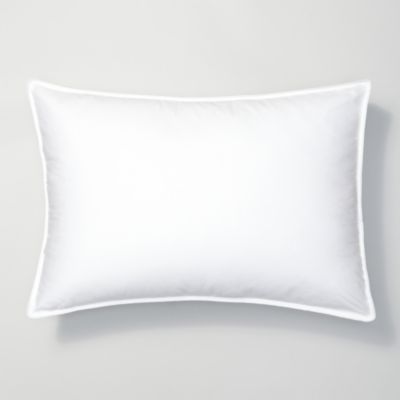 Live Comfortably Firm Memorelle Pillow, Standard