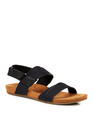 bloomingdales flat shoes