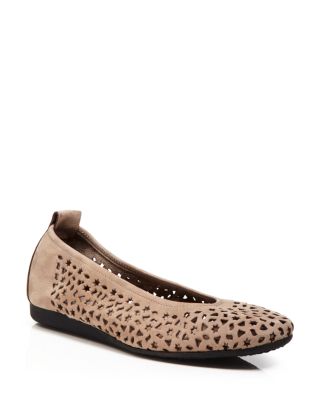 arche ballerina flats