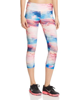 ONZIE Printed Capri Leggings