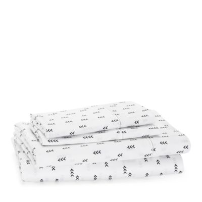 Bloomingdale's Essentials Arrow Sheets