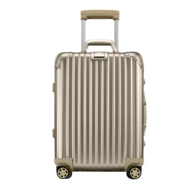 Rimowa Topas Titanium Multiwheel® IATA