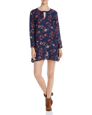 cupcakes and cashmere Hazel Floral Print Keyhole Dress