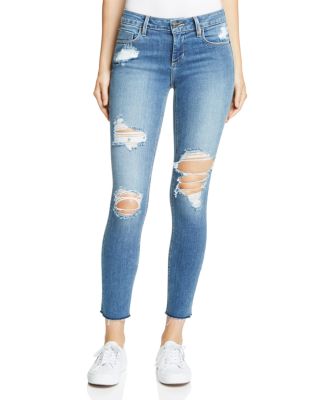 HIDDEN Capri Skinny Jeans in Medium Wash Destroy