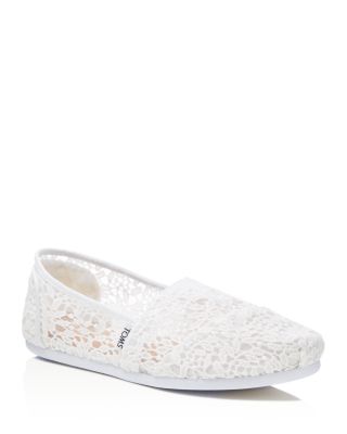 TOMS Women's Seasonal Classics Lace Flats