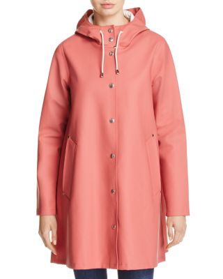 Stutterheim Mosebacke Rubberized Hooded Raincoat In Faded Rose