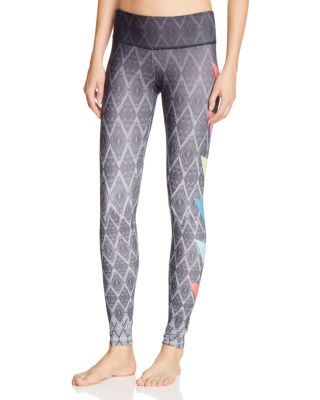 ONZIE Graphic Leggings