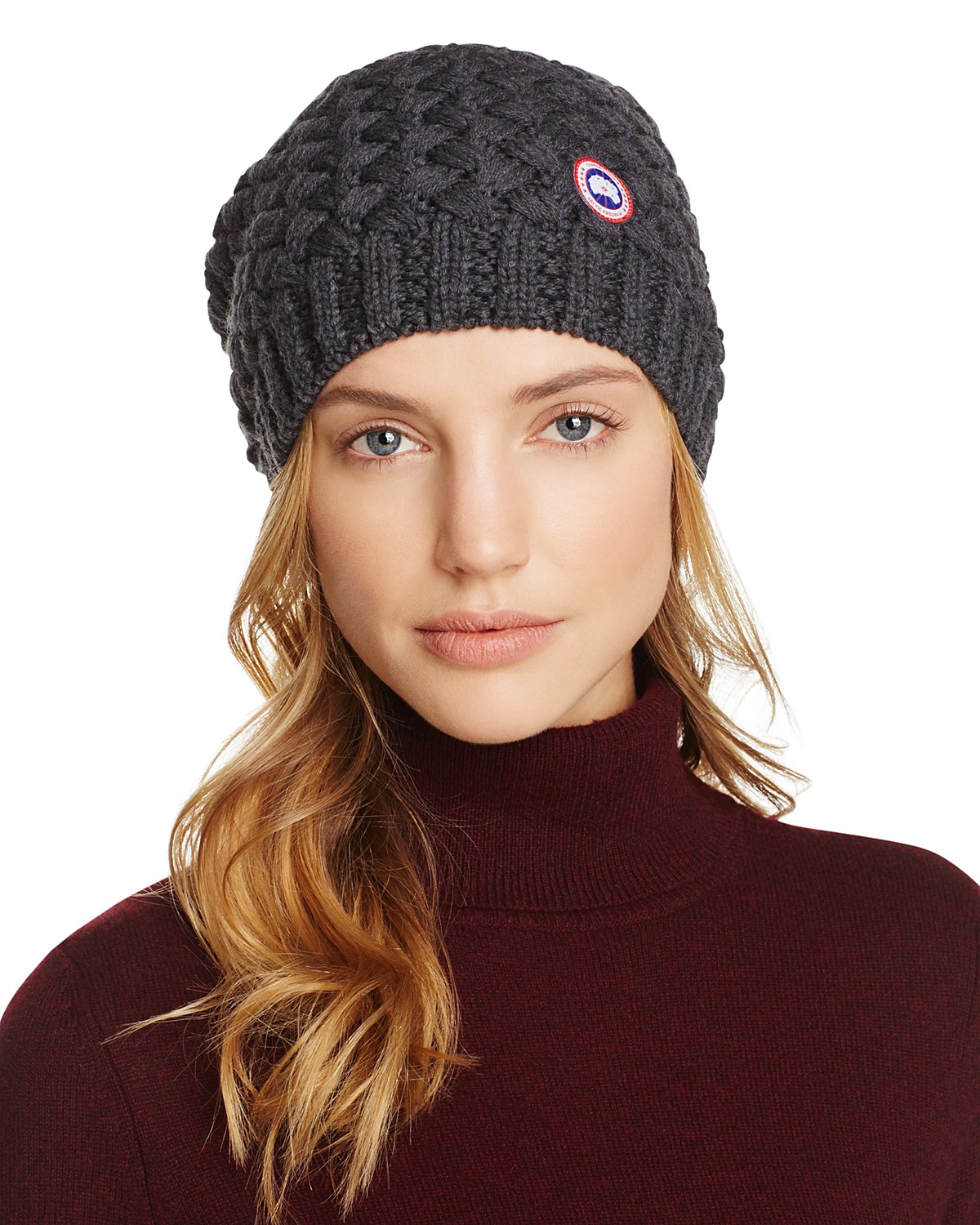 canada goose women's cable knit beanie canada goose women's cable knit beanie