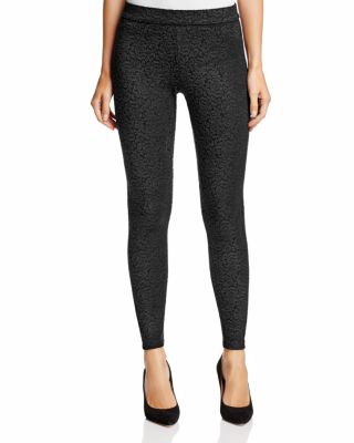 HUE Brushed Lace Leggings