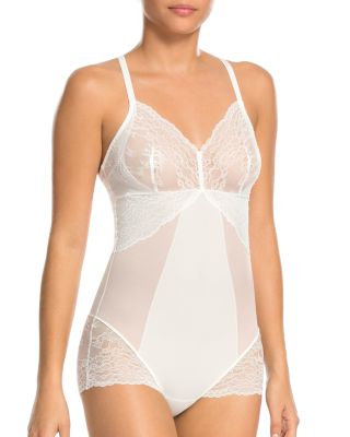 SPANX SPOTLIGHT ON LACE BODYSUIT,10119R