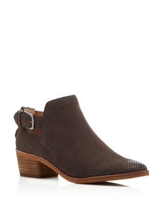 bloomingdales dolce vita shoes