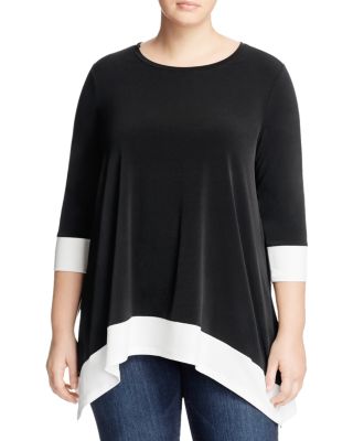 Calvin Klein Plus Cold Shoulder Sharkbite Top